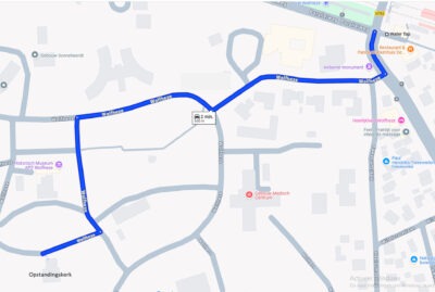 kaartje met route naar de kerk vanaf station Wolfheze